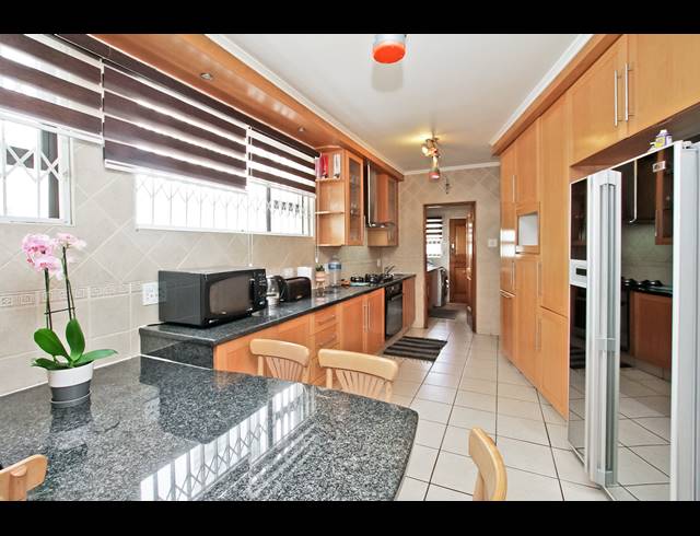 4 BEDROOM HOUSE FOR SALE IN BRUMA